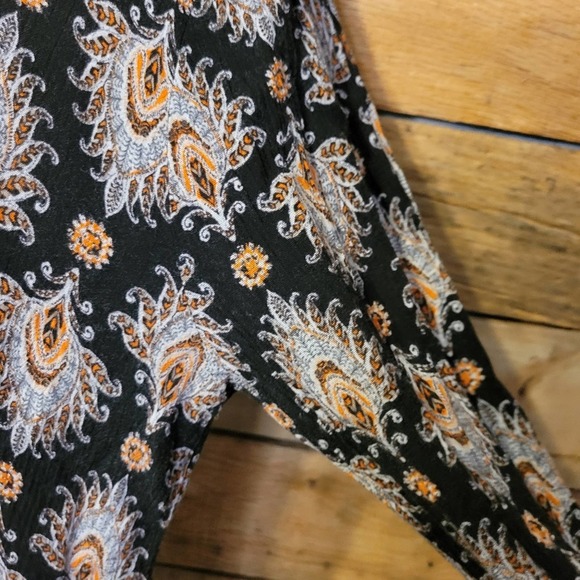 SALE- Gilded Intent women's black paisley floral boho top size medium - Picture 5 of 12